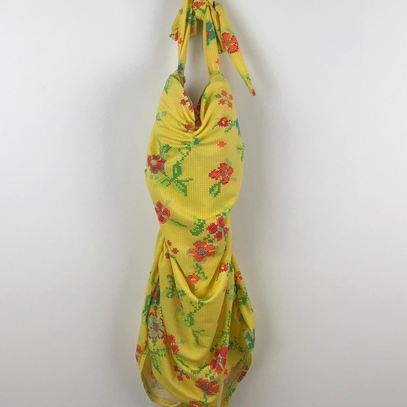 Esther Williams 50s Pinup Yellow Swimsuit 6 - Picture 4 of 8